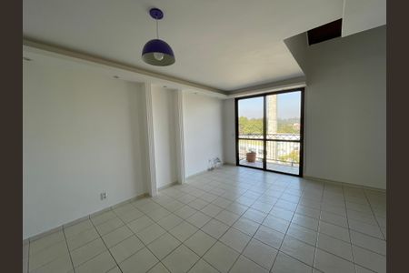 Apartamento para alugar com 120m², 3 quartos e 2 vagasSala