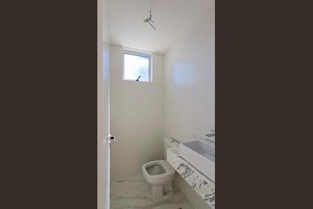 Apartamento para alugar com 108m², 2 quartos e 2 vagasBanheiro de Serviço