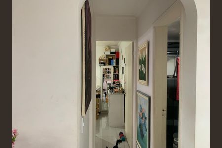 Apartamento à venda com 47m², 2 quartos e 1 vaga Apartamento à venda com 47m², 2 quartos e 1 vagaCorredor