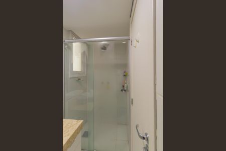 Apartamento à venda com 78m², 2 quartos e 1 vagaBanheiro Social