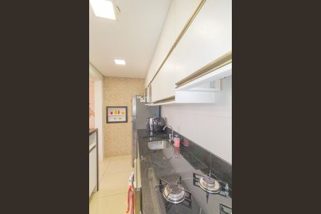 Apartamento à venda com 78m², 2 quartos e 1 vagaCozinha e Área de Serviço