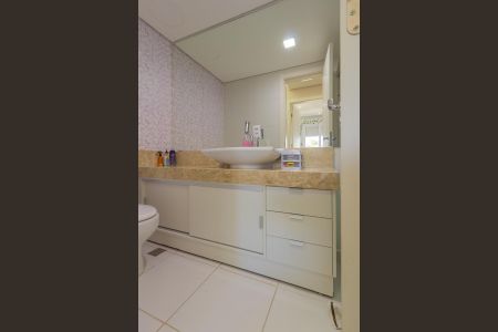 Apartamento à venda com 78m², 2 quartos e 1 vagaBanheiro Social