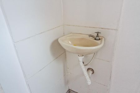 Casa para alugar com 50m², 2 quartos e sem vagaBanheiro