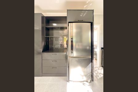 Apartamento para alugar com 122m², 3 quartos e sem vagaCozinha