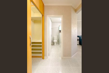 Apartamento para alugar com 122m², 3 quartos e sem vagaCloset da suíte 3