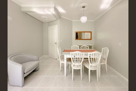 Apartamento para alugar com 122m², 3 quartos e sem vagaSala de Jantar
