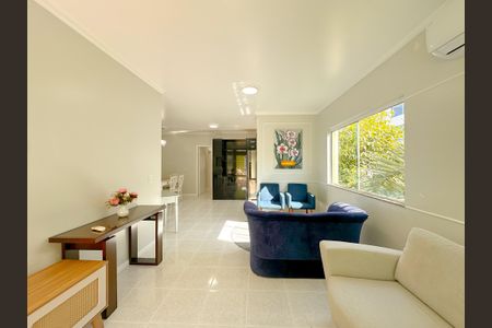 Apartamento para alugar com 122m², 3 quartos e sem vagaSala de TV