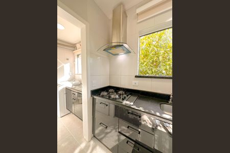 Apartamento para alugar com 122m², 3 quartos e sem vagaCozinha