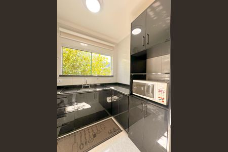 Apartamento para alugar com 122m², 3 quartos e sem vagaCozinha