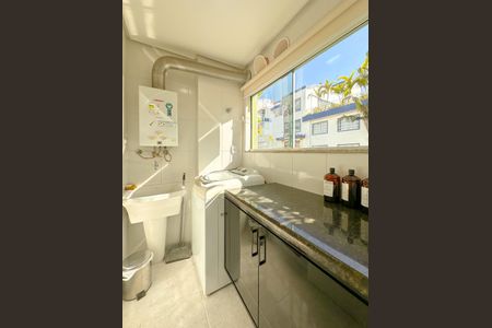 Apartamento para alugar com 122m², 3 quartos e sem vagaLavanderia