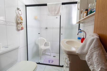 Casa à venda com 80m², 2 quartos e 1 vagaBanheiro 1