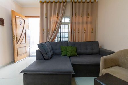 Casa à venda com 80m², 2 quartos e 1 vagaSala