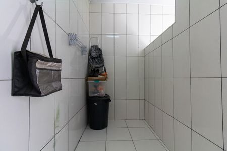 Casa à venda com 80m², 2 quartos e 1 vagaÁrea de Serviço