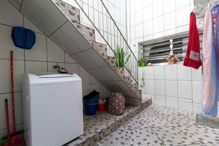 Casa à venda com 80m², 2 quartos e 1 vagaÁrea de Serviço