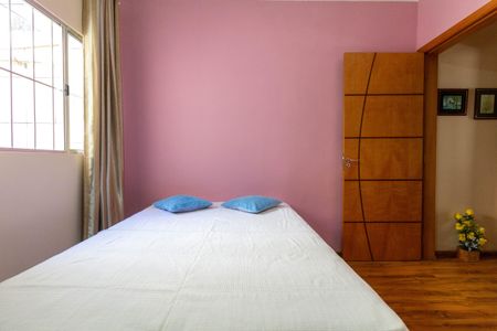 Casa à venda com 80m², 2 quartos e 1 vagaQuarto 1