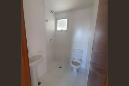 Casa à venda com 2 quartos, 563m² em Parque Vitoria, São Paulo