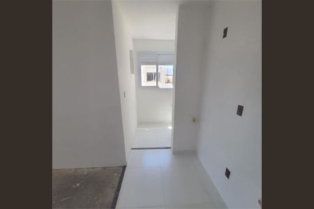 Casa à venda com 2 quartos, 563m² em Parque Vitoria, São Paulo