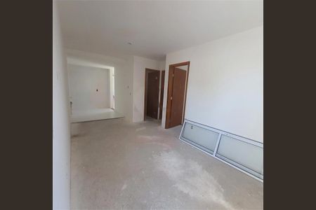 Casa à venda com 2 quartos, 563m² em Parque Vitoria, São Paulo