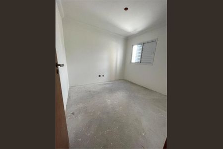 Casa à venda com 2 quartos, 563m² em Parque Vitoria, São Paulo