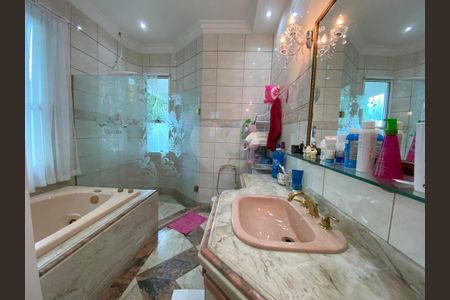 Casa à venda com 1280m², 5 quartos e 12 vagas