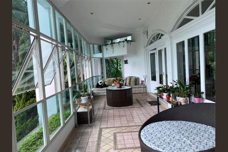 Casa à venda com 1280m², 5 quartos e 12 vagas