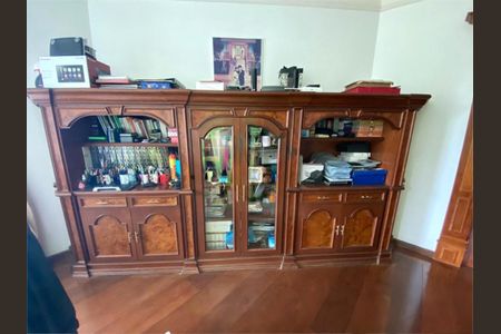 Casa à venda com 1280m², 5 quartos e 12 vagas