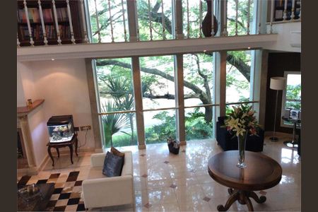 Casa à venda com 1280m², 5 quartos e 12 vagas