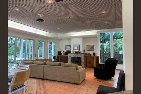 Casa à venda com 1280m², 5 quartos e 12 vagas