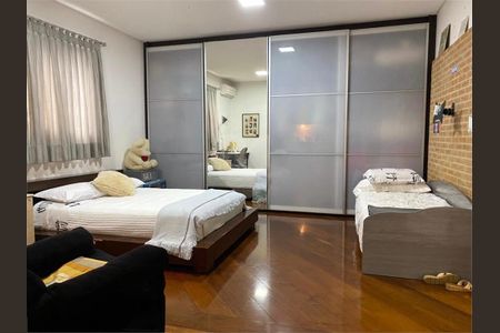 Casa à venda com 1280m², 5 quartos e 12 vagas