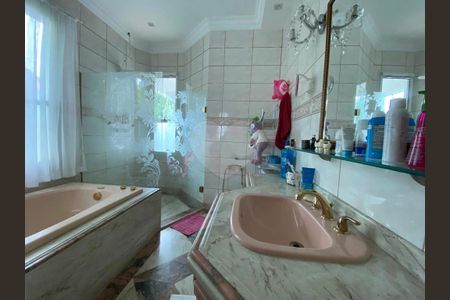 Casa à venda com 1280m², 5 quartos e 12 vagas