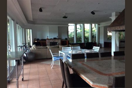 Casa à venda com 1280m², 5 quartos e 12 vagas