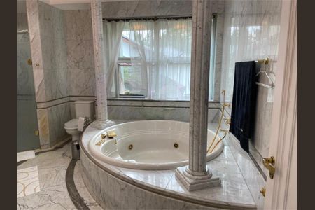 Casa à venda com 1280m², 5 quartos e 12 vagas