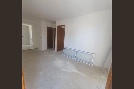 Casa à venda com 2 quartos, 563m² em Parque Vitoria, São Paulo