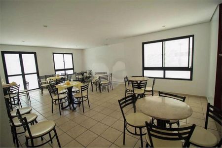 Apartamento à venda com 2 quartos, 55m² em Vila Bertioga, São Paulo