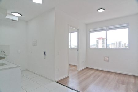 Apartamento para alugar com 32m², 2 quartos e sem vaga Apartamento para alugar com 32m², 2 quartos e sem vagaSala