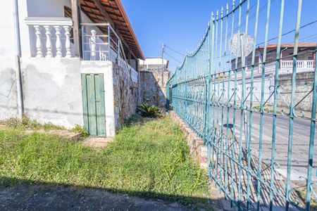 Casa à venda com 300m², 3 quartos e 3 vagasFachada