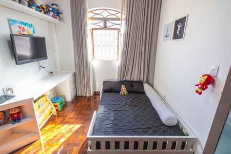 Casa à venda com 300m², 3 quartos e 3 vagasQuarto 1