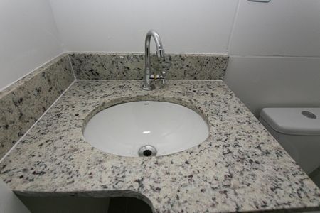 Apartamento à venda com 40m², 2 quartos e sem vagaBanheiro