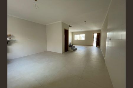 Casa à venda com 110m², 3 quartos e 2 vagasFoto 04