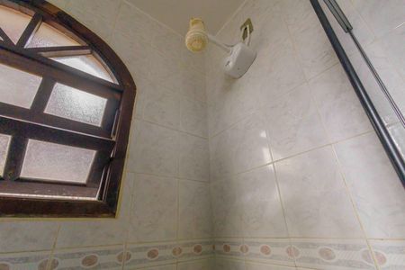 Casa de condomínio à venda com 180m², 3 quartos e 3 vagas Casa de condomínio à venda com 180m², 3 quartos e 3 vagasBanheiro 2