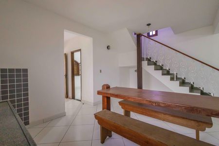 Casa de condomínio à venda com 180m², 3 quartos e 3 vagas Casa de condomínio à venda com 180m², 3 quartos e 3 vagasCozinha