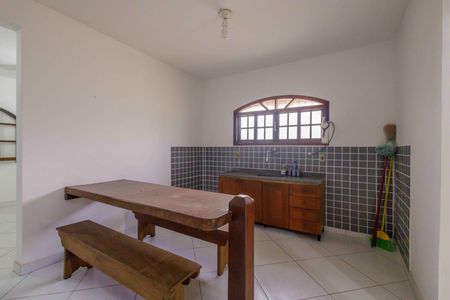 Casa de condomínio à venda com 180m², 3 quartos e 3 vagas Casa de condomínio à venda com 180m², 3 quartos e 3 vagasCozinha