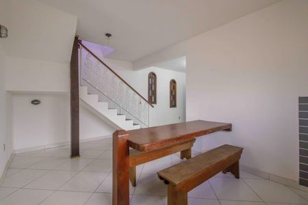 Casa de condomínio à venda com 180m², 3 quartos e 3 vagas Casa de condomínio à venda com 180m², 3 quartos e 3 vagasCozinha