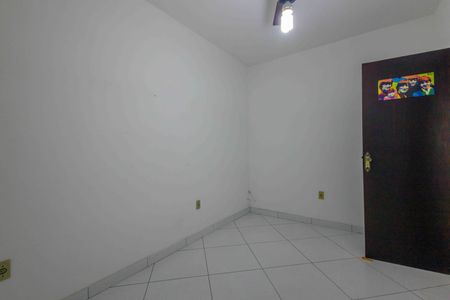 Casa de condomínio à venda com 180m², 3 quartos e 3 vagas Casa de condomínio à venda com 180m², 3 quartos e 3 vagasQuarto 3