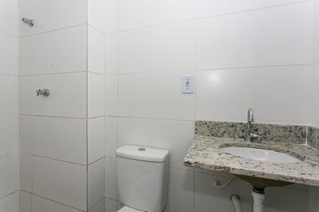 Apartamento à venda com 40m², 2 quartos e sem vaga Apartamento à venda com 40m², 2 quartos e sem vagaBanheiro