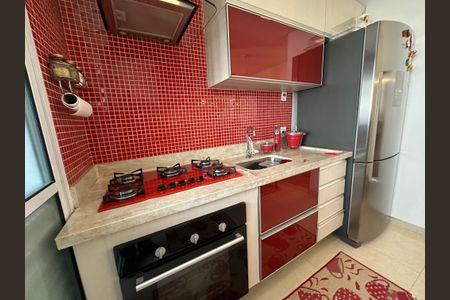 Apartamento à venda com 58m², 2 quartos e 2 vagasCozinha