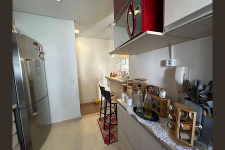 Apartamento à venda com 58m², 2 quartos e 2 vagasCozinha