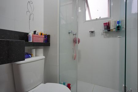 Apartamento à venda com 64m², 3 quartos e 1 vagaBanheiro Social