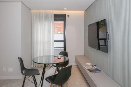Apartamento para alugar com 1 quarto, 70m² em Sumaré, São Paulo