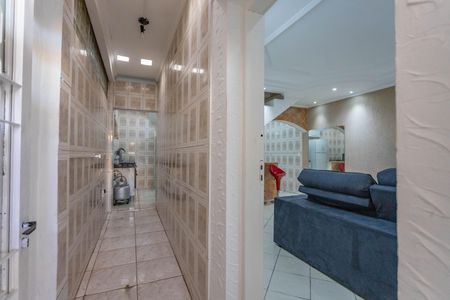 Casa à venda com 120m², 2 quartos e 2 vagasEntrada 